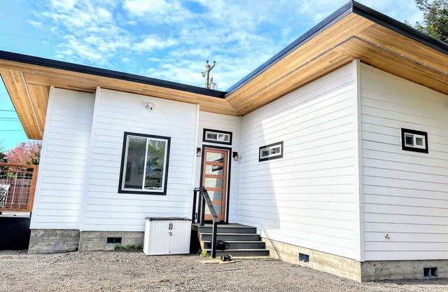 Luxury Oasis in Bayside-Private, Brand New