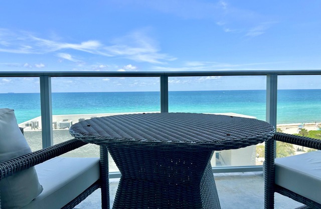 Luxury Ocean view Suite @ Hyde resort Hollywood beach