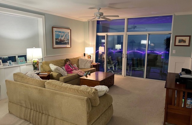 Luxury Penthouse 4BR Condo - Great for Families!