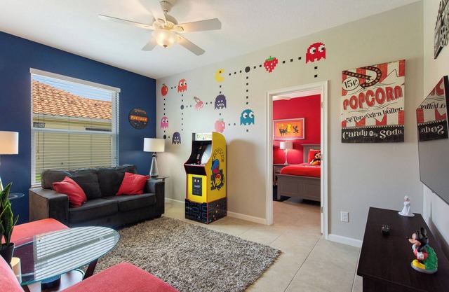 Luxury Resort home with Games Room and 'Hidden Disney' surprises!