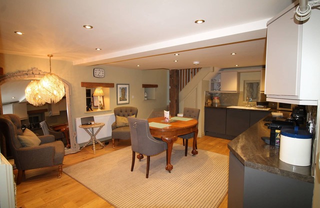 Luxury Romantic Cottage for two