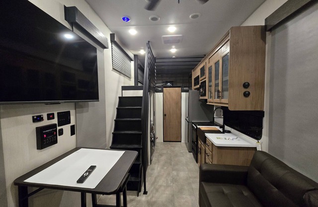 Luxury RV Retreat, Resort Style Pool, Modern Kitchen, Loft, & Spa Inspired Bath!