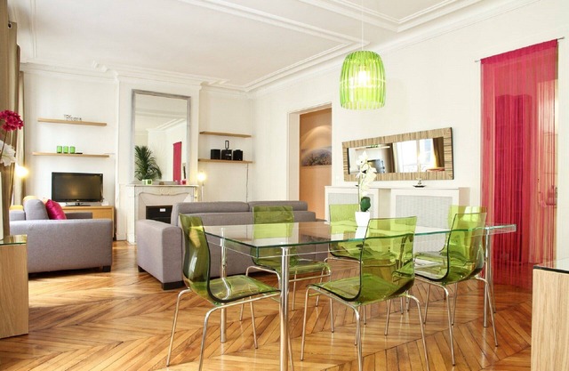 LUXURY SECURED SAINT GERMAIN DES PRES (968 Sqf)