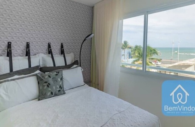 Luxury Studio with Sea View in Piatã