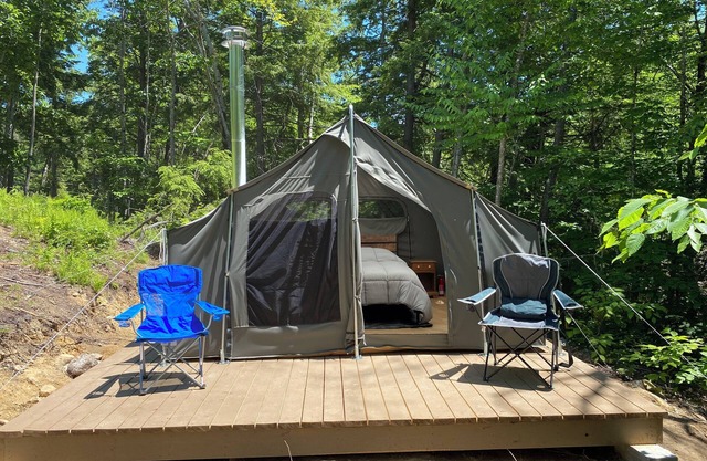 Luxury Tent in New Hampshire-Tail-Tuckaway