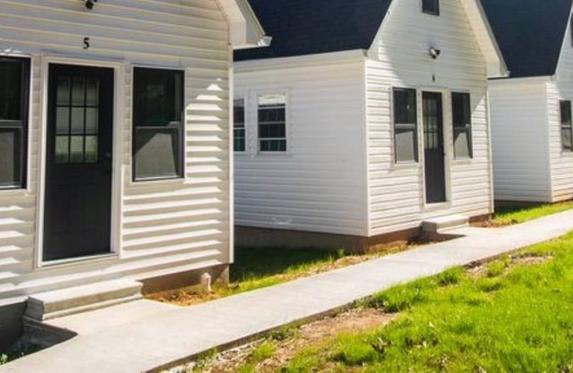 Luxury Tiny Home #5 at Sweet Springs