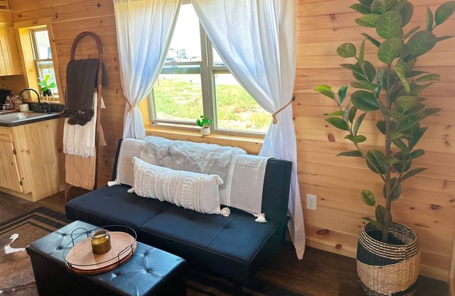 Luxury Tiny Home - Cabin A