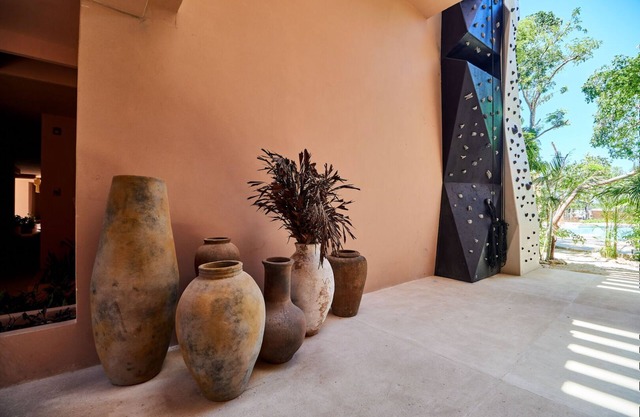 Luxury Tulum 1 King Bed, Private Balcony & Pool Access - Perfect for Couples