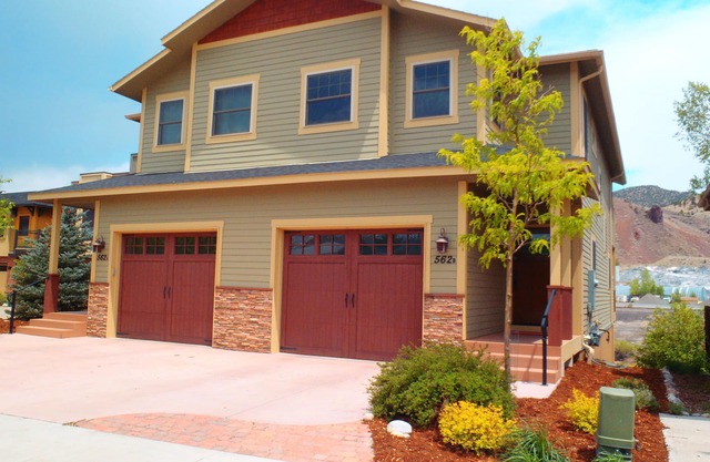 Luxury Unit on the Arkansas River 4 Blocks to Downtown, Large Bed Suites