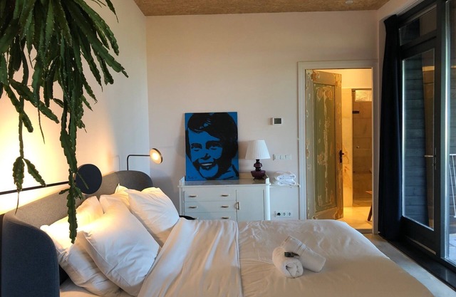 Luxury vacation studio near the Wadden Sea with private sauna.