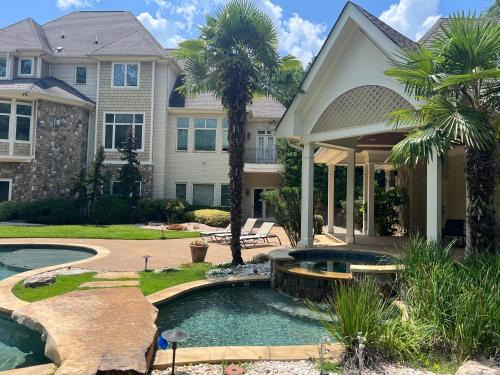 Luxury Villa in Cary - Raleigh