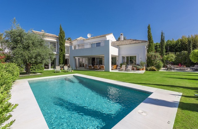 Luxury villa in Marbella with pool