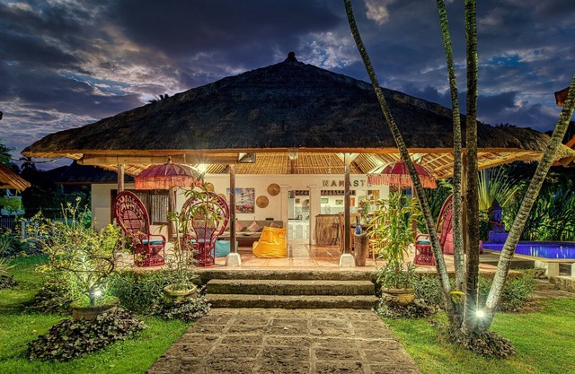 LUXURY Villa La plancha BEACH (200m to the Beach), Heart of Seminyak (300m)