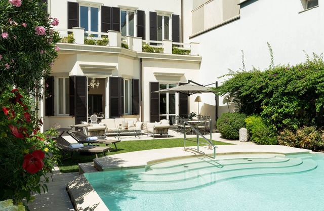 Luxury Villa Manin Viareggio | UNA Esperienze