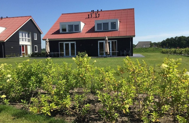 Luxury villa with eight bathrooms located in a national park