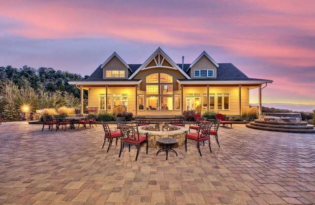 Lx51 historic virginia city western estate