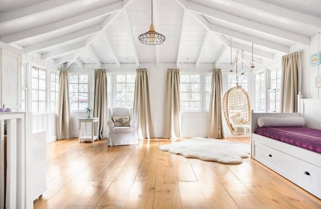 M O N T A U K · Chic Beach Cottage in José Ignacio with Pool