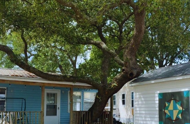 M7 Starfish Hideaway 2-bedroom in Ocean Lakes close to Sandy Mart & Water Park!