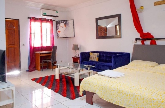 Maât, Angré Cocody Beau Studio Salle de sport Wifi fibre