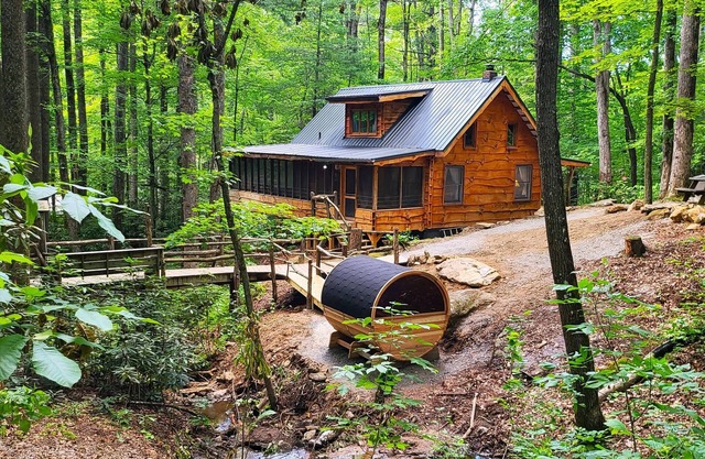 Ma & Pa's cabin at Cabin Fever in NC!
