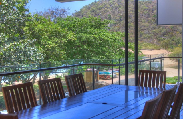 Maggies Beachfront Apt. 5