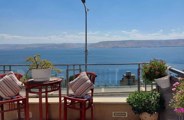 Magic apartment in front of the Sea of Galilee 10% Weekly Discount!