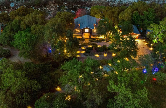 Magical RiverFront Sequoia Getaway Basketball Court One of a Kind River Retreat