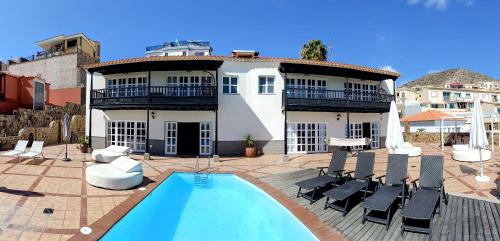 Magnificent 5-star very large luxury villa sea view jacuzzi and heated pool