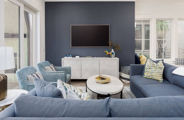 Magnificent and Gorgeous Moreland Townhome