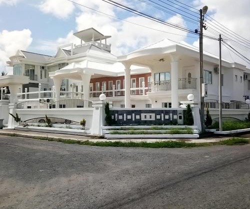 Magnificent White House Semporna by The Minimalist