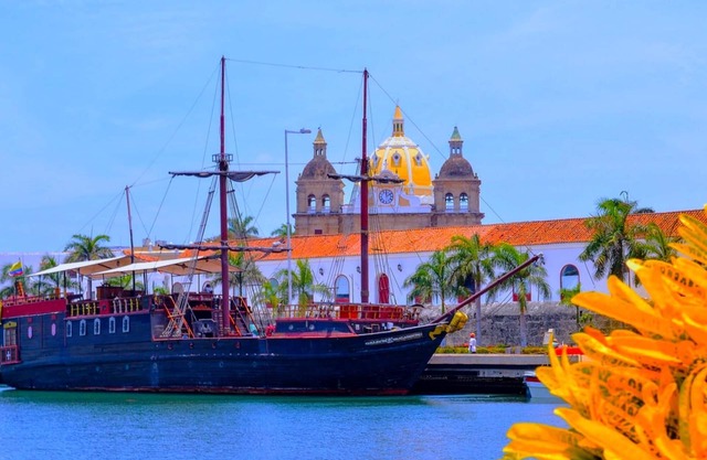 Magnificient Beach Villa Sol y Mar with Pool on the beach near Cartagena