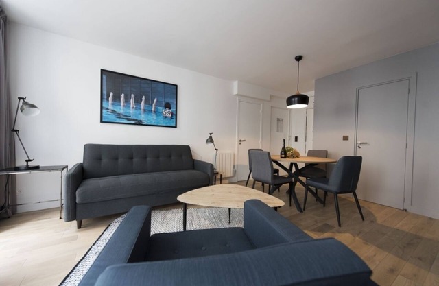 Magnum, 1BR/1BA, 4 people