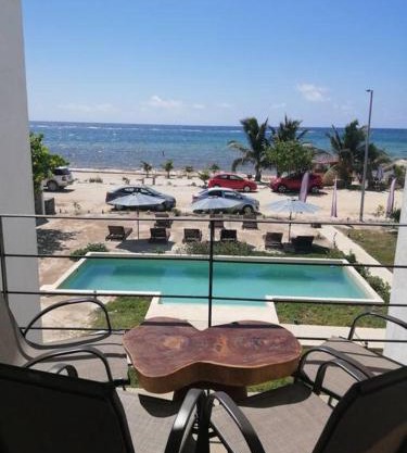 Mahaguay - Dpto 2 recamaras frente al mar