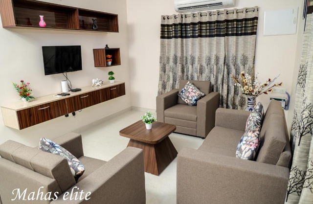 MAHAS Elite by MAHAS Homestays - 2BHK Flats - Fully Airconditioned