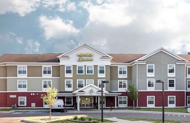 MainStay Suites Minot