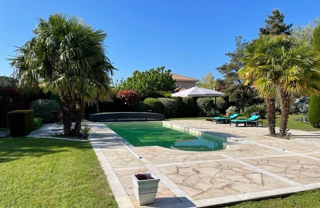 Maison 6/10 Personnes Avec Piscine vue Golf