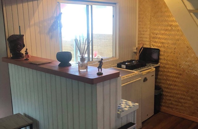 Maison Avec Jardin Clôturé et Jacuzzi Privé Proche Spot de Surf Haapiti