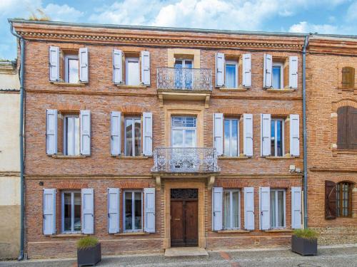 Maison Bacchus Pool & Charm