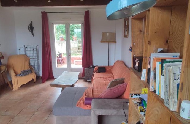 Maison chaleureuse pour les templiers