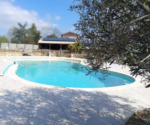 Maison & dépendance 10 pers avec Piscine
