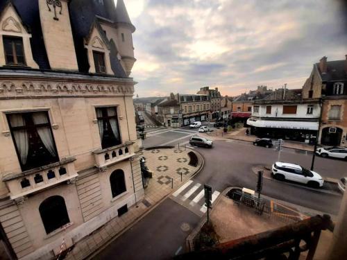 Maison de ville au centre de Fismes
