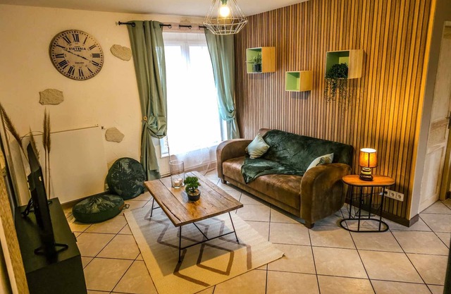 Maison en Centre-ville Avec Jardin Privatif