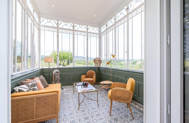 Maison Laetitia - Amazing property with pool in the middle of vineyards