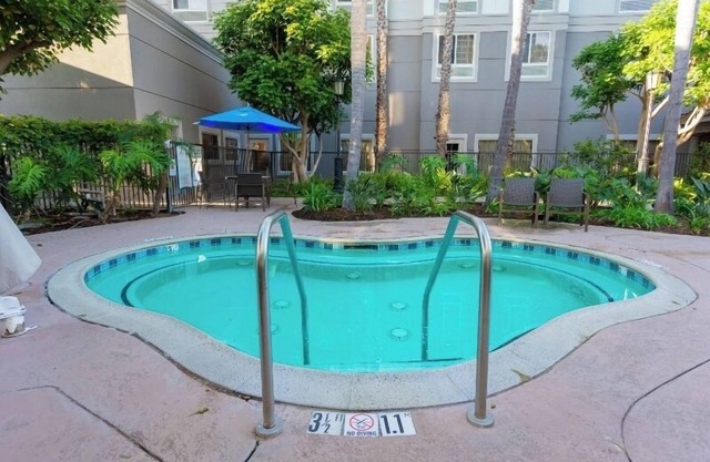 Make Your Trip Enjoyable! 2 Cozy Units, Near Disneyland Park