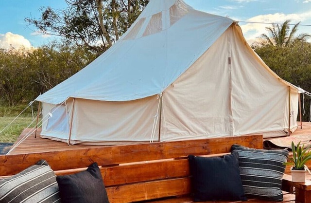 Maluhia · Cozy Bell Tent On Hawi Nani Ranch
