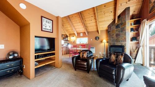 Mammoth View Villas #3 condo