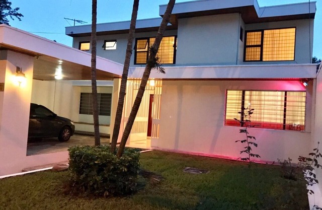 Mango Boulevard Hotel