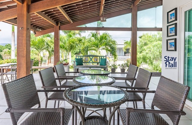 Mansão c 6 Suítes Luxo em Gravatá-SH128