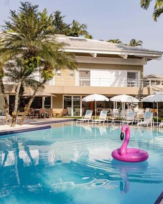 Mansão quadra de tênis, sala jogos, serv completo