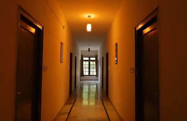 Mansarovar Hotel & Banquets